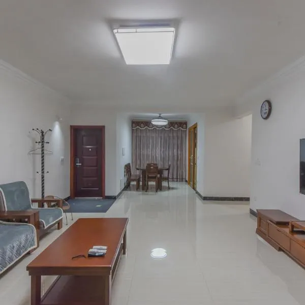 Locals Apartment House 18, hotel en Ganzhou