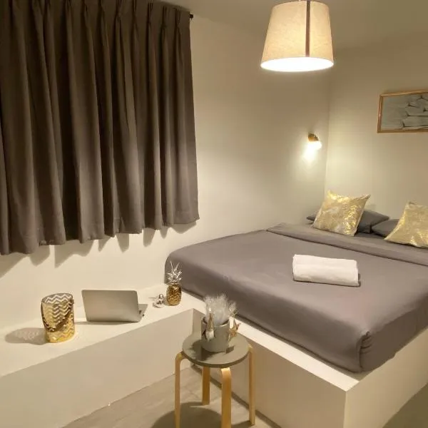 TAP Salaya, Hotel in Salaya