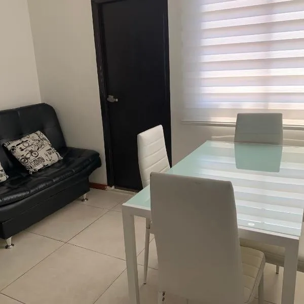 Apartamento cerca del CC Titan Plaza, hotel u gradu Bogota