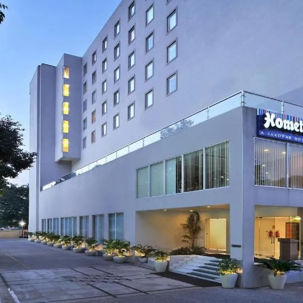 Hometel Chandigarh, отель в Чандигархе