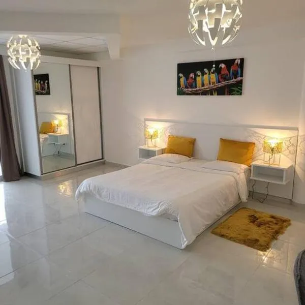 Hello Guyane (4), Suite Junior Luxury, 5 étoiles, Hotel in Cayenne