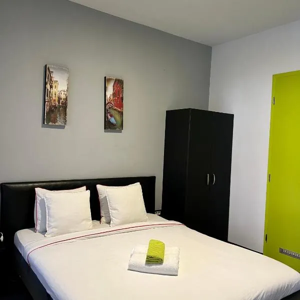 Himalayan Hostel, хотел в Загреб