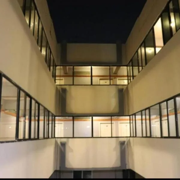 HOTEL HARMONY, hotel a Jamnagar