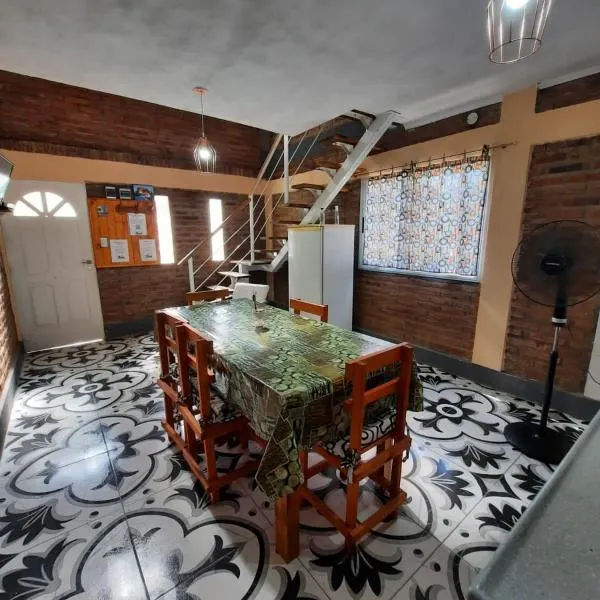 Cabañas Ismiango "Agua de los pajaritos", Hotel in Collagasta