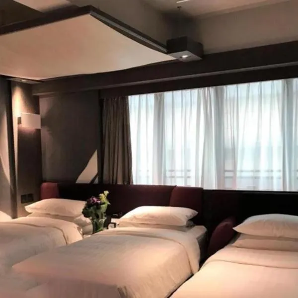 Manila Lounge, hotel v Hong Kongu