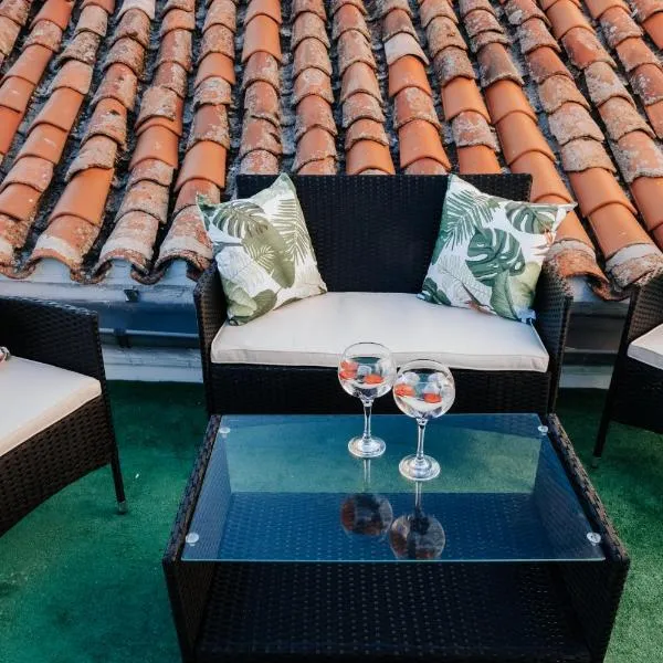 Casa Rural El Puente Grande, hotel in Navahermosa