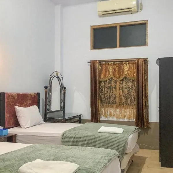 RedDoorz Syariah At Hotel Baruga Bonerate Selayar, hotel v destinaci Benteng