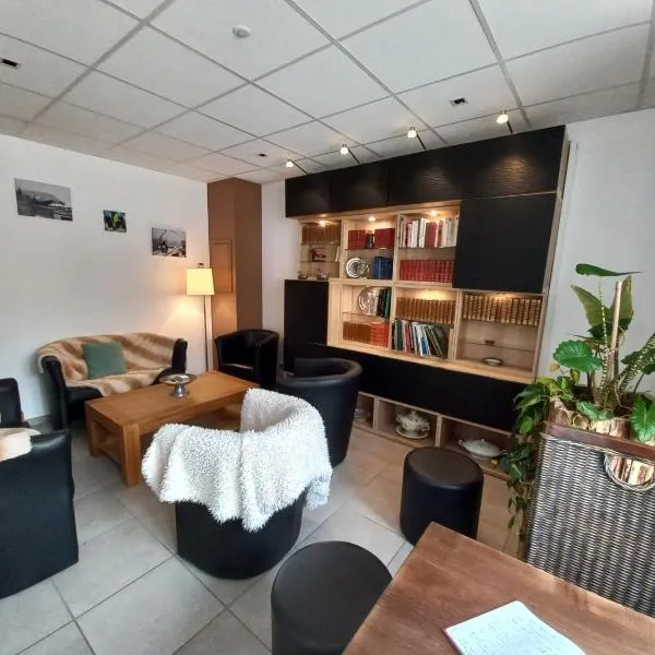 SARL DU PARC Hôtel Les Tremplins, hôtel à La Chaux Neuve