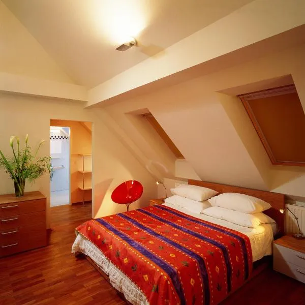 Schlossquadrat Apartment 16, hotel a Vienna