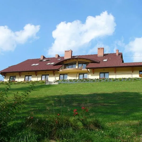 ZAGÓRZANKA Pensjonat Rehabilitacyjno-Rekreacyjny SiS Dziadkowiec - Spółka Jawna, hotel in Mszana Dolna