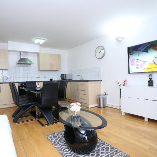 Gorgeous 2 bedroom 2 bathroom Woolwich