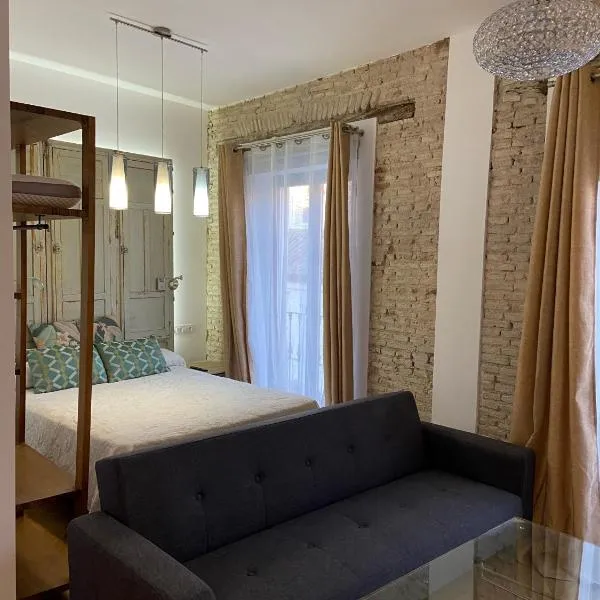 CASA NAIA Santa Rufina 7, hotel i Sevilla