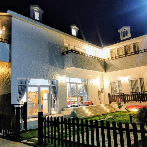 Sea Daughter's Homestay, hotel in Huxi