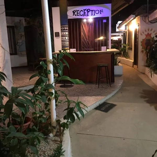 Pura Vida Hostel, hotel v destinaci Tamarindo