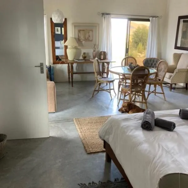3 ALOES GUESTHOUSE, готель у місті Uis