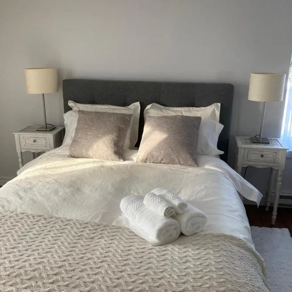 Gîte du Pionnier, hotell sihtkohas L'islet Sur Mer