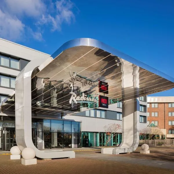 Radisson Hotel and Conference Centre London Heathrow, Hotel in Hillingdon