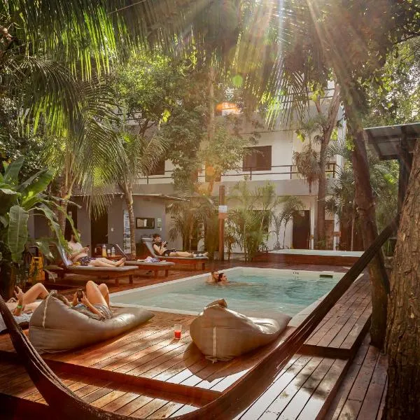 Che Tulum Hostel & Bar Adults Only, hotel in Tulum