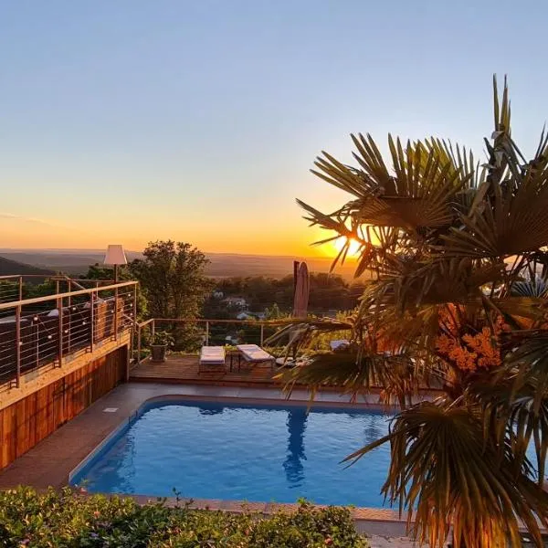 Chambres d'hôtes Le Repère des Anges et SPA, hôtel à Larnod