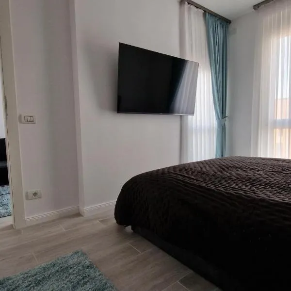 West Homes 34, hotel in Oradea