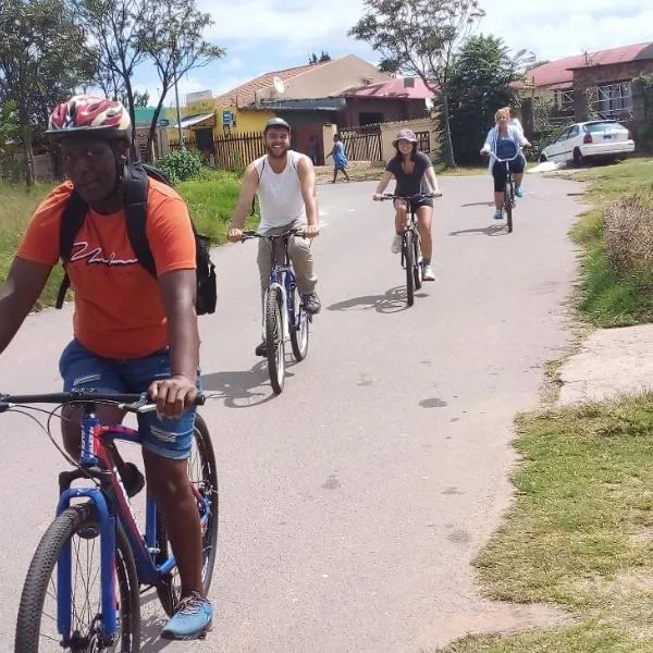 Authentic Bicycle Tours and Backpackers, hotel v destinaci Soweto