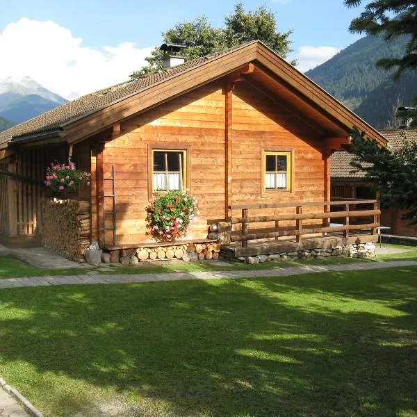 Ferienhaus Dummer, hotel in Flattach