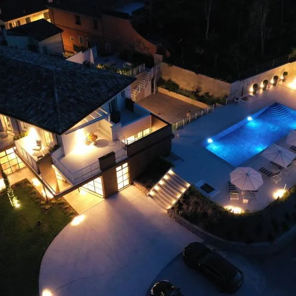 Villa Francesca Relais, מלון בגראדארה