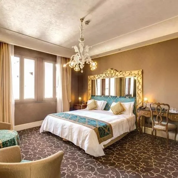 Pesaro Palace, hotel v Benátkách