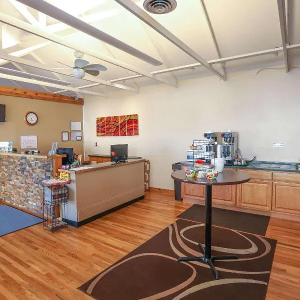 Super 8 by Wyndham Branson - Shepherd of the Hills Exwy, hotell sihtkohas Branson