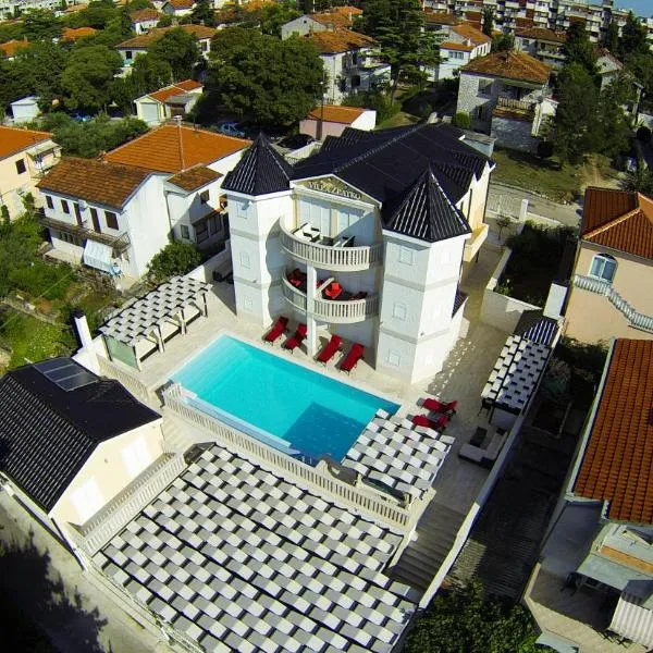 Apartments Villa Zlatko, hotel in Zadar