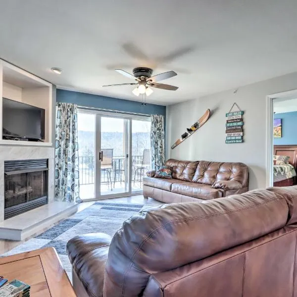 Boat Ramp, Dock and Slip Step-Free Camdenton Condo!, hotel v destinaci Camdenton