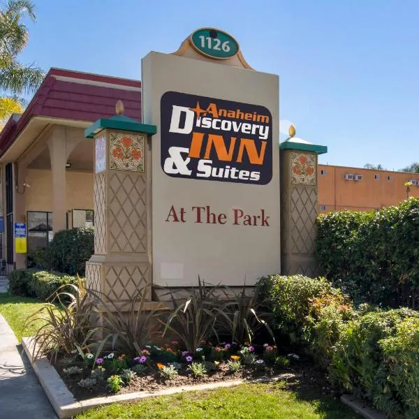 Anaheim Discovery Inn and Suites, ξενοδοχείο στο Άναχαϊμ