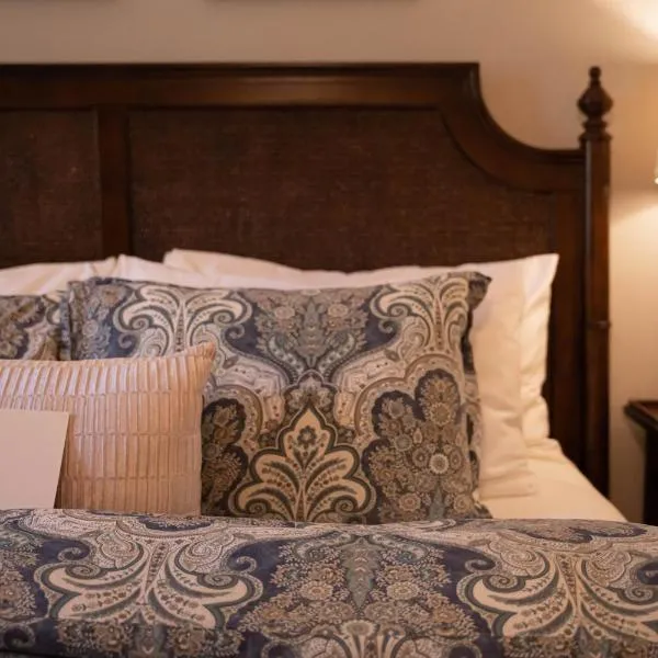 Mossbrae Hotel, hotel u gradu Dansmjur