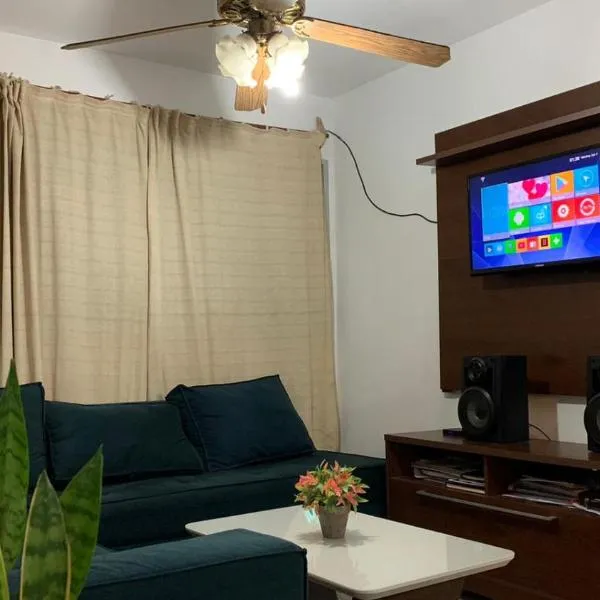 Amplio apartamento c/ todos los servicios y garage,薩爾托的飯店