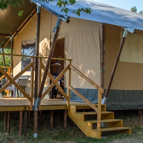 Safari Tent XL Camping Belle-Vue โรงแรมในแบร์ดอร์ฟ