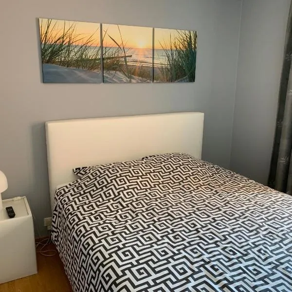 Privé-kamer centrum Oostende met eigen badkamer/wc, hotel v Ostende