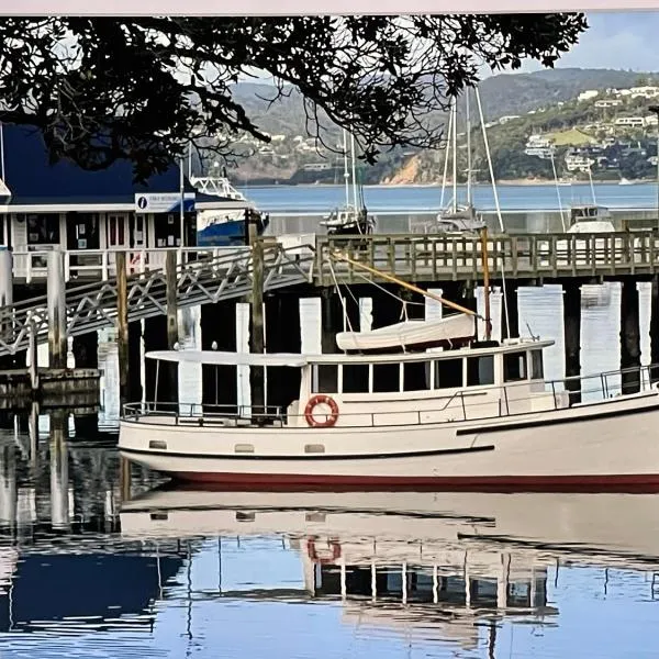 Paradise on The Strand, ξενοδοχείο σε Russell