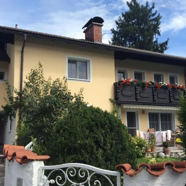 B&B Elfi, hotel in Salzburg