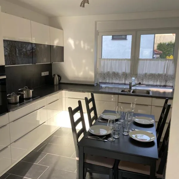 Apartment 13, ξενοδοχείο σε Allersberg