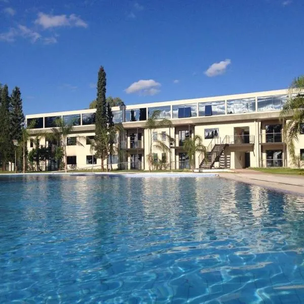 Awa Resort Hotel, hotell i Encarnación