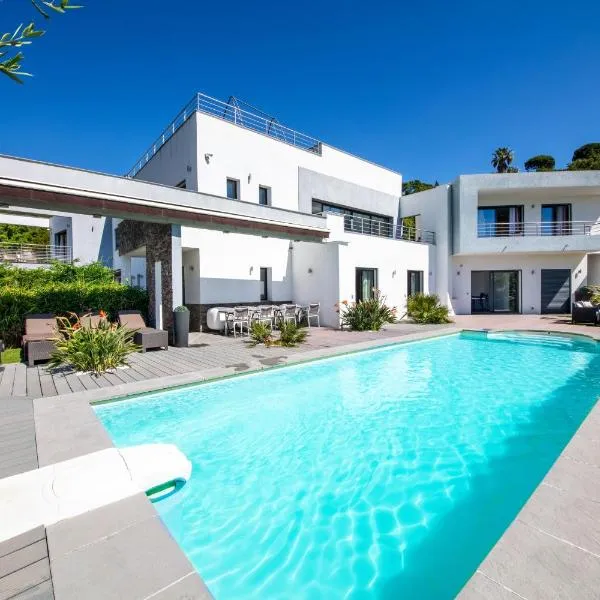 Villa Louancelie B&B, hotel a Cavalaire-sur-Mer