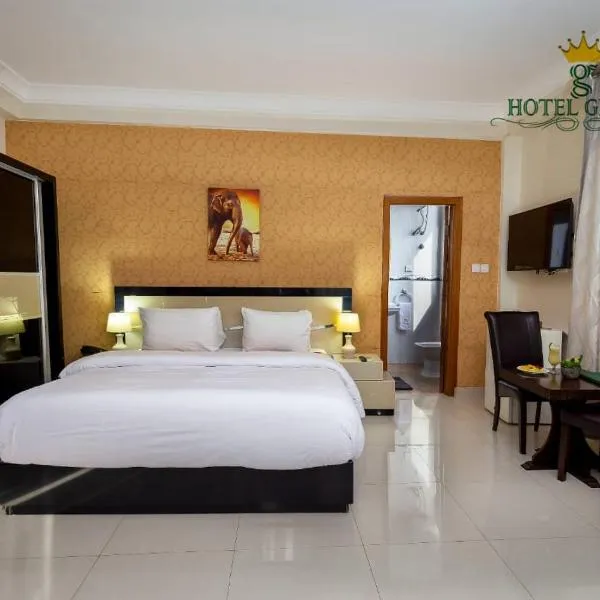 Hotel Green, hotel in Spintex