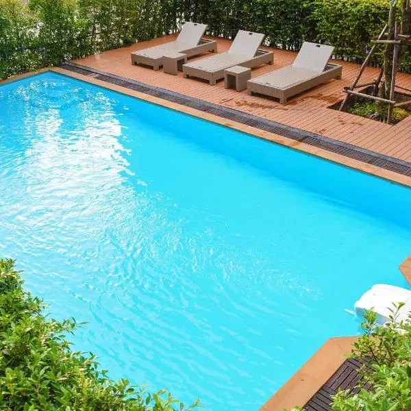 Chor Cher The Luxury Green Hotel - SHA Extra Plus – hotel w mieście Bang Bo