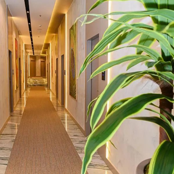 White Hill Hotel, SPA & Conferences, hotel in Durrës