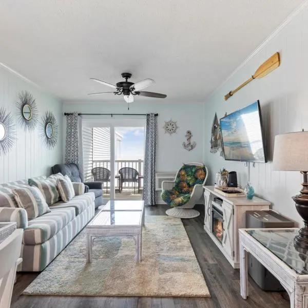 Bright and Sunny Condo with Stunning Oceanfront, hotel in Myrtle Beach