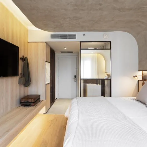 QOYA Hotel Curitiba, Curio Collection by Hilton, ξενοδοχείο στην Κουριτίμπα