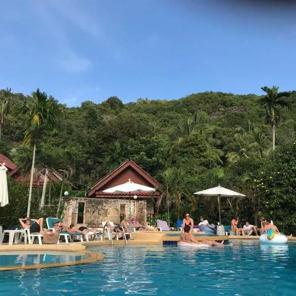 Tanouy Garden, hotel in Baan Khai