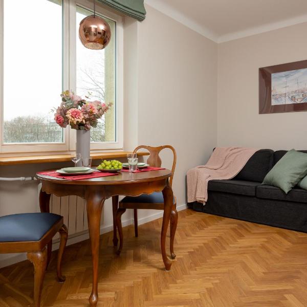 Apartment Warsaw Wiktorska by Renters