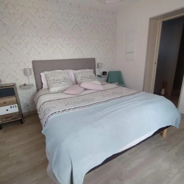 Chambre entre mer et campagne，Gréville-Hague的飯店