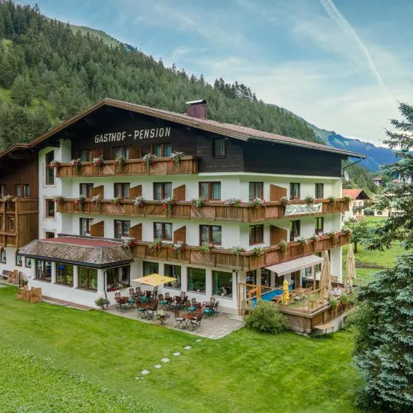 Gasthof Schwarzer Adler in Hägerau-Steeg Naturpark Lechtal, hotel v destinaci Steeg